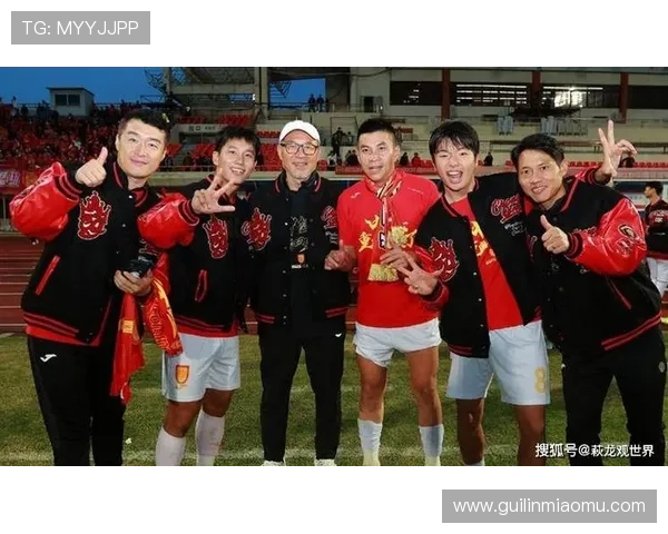 铜梁龙刘建业挂帅黄希扬助教 铜梁龙刘建业挂帅黄希扬助教